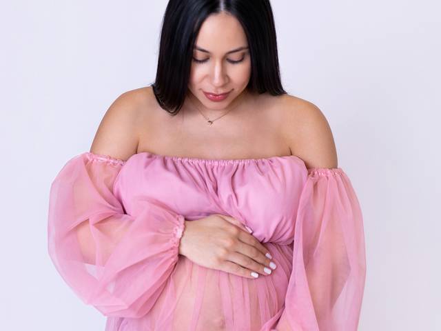 Maternity of Awaiting Naya | A Light & Love-Filled Maternity Session