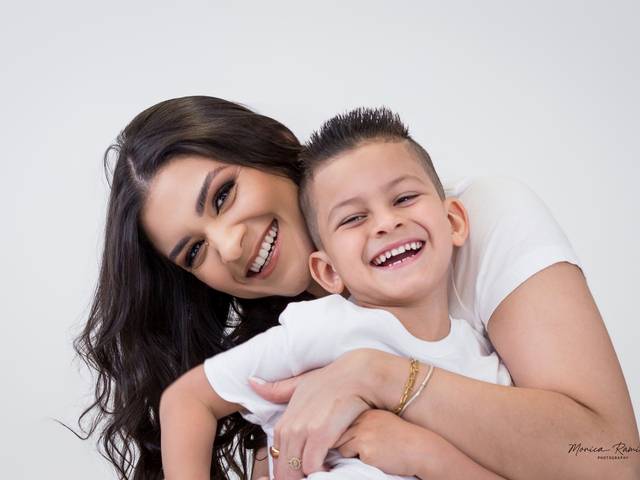 Couples/Family Photoshoot of A Love That Begins at Home