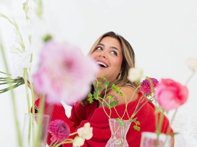 Women's Photoshoot  of A Season to Bloom