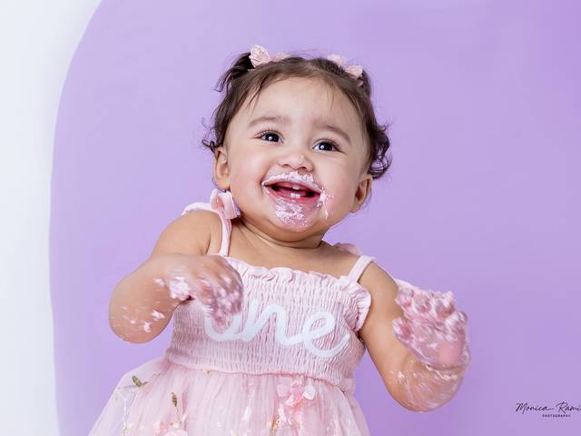 Kids Photoshoot/Cake Smash of Stela’s Sweet Pink Wonderland