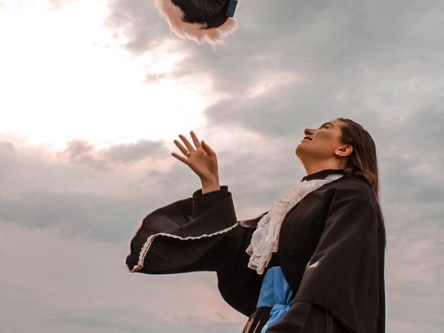 Formatura de Formanda Cláudia