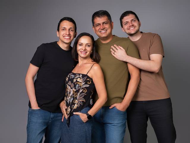 ESTUDIO de Ensaio de Família em Estúdio – Família Valter Junior | Guajará-Mirim (RO)