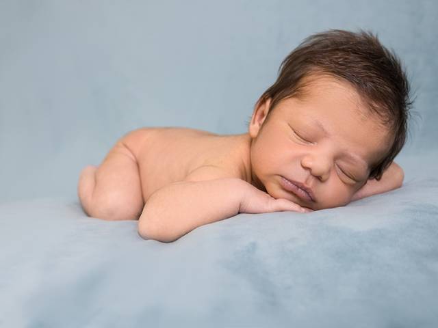 Newborn de VALENTIM