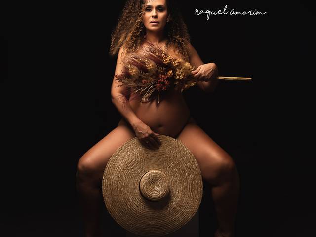 GESTANTE por Raquel Amorim de GABRIELA MENEZES 