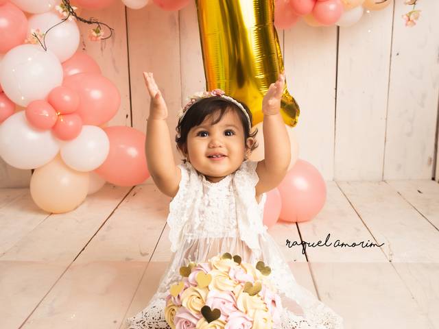 SMASH THE CAKE de ANA LÍVIA 