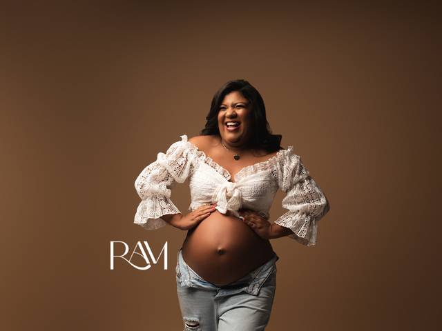 GESTANTE por Raquel Amorim de FATIMA ESPERA DANILO