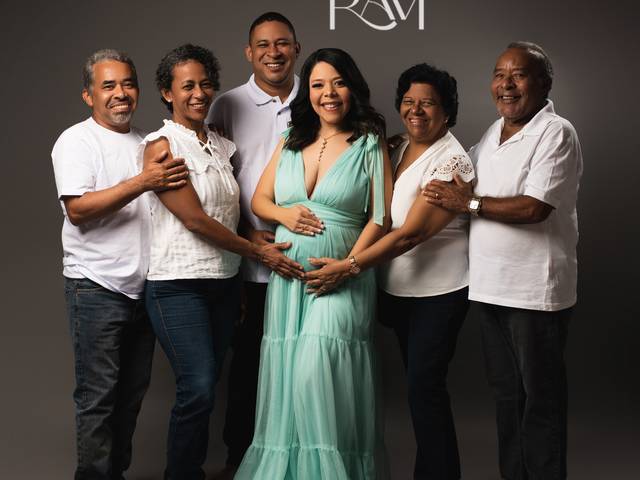 GESTANTE por Raquel Amorim de ERICA ESPERA LUIS FELIPE