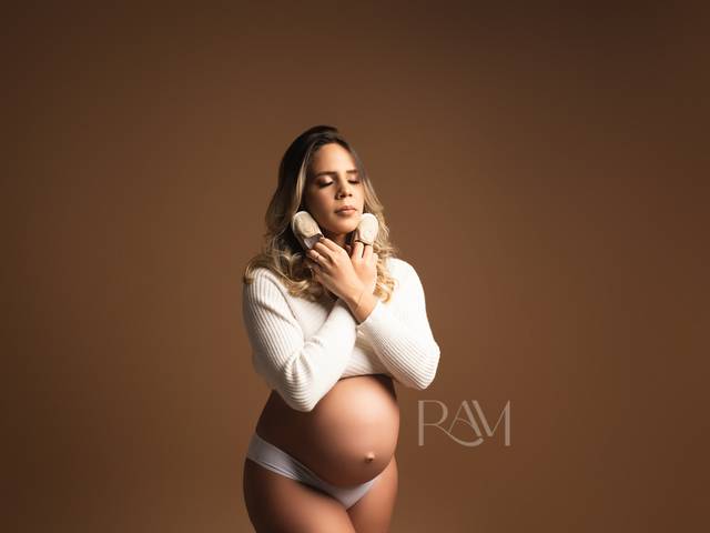 GESTANTE por Raquel Amorim de KAROL ESPERA THIAGO