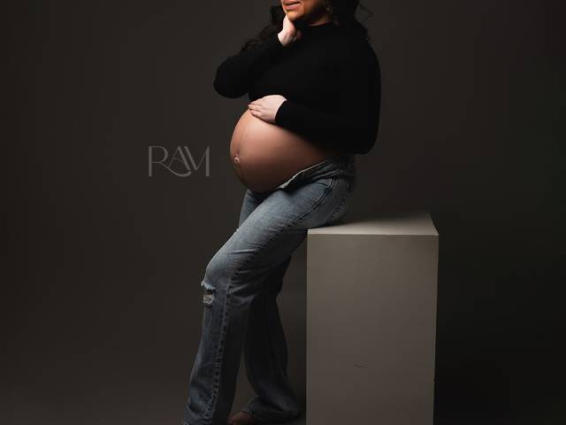 GESTANTE por Raquel Amorim de DEBORA MARIA ESPERA JOAQUIM