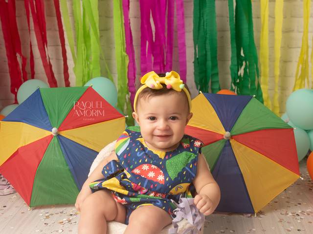 KIDS - 1 a 12 meses de LIVIA - ALINE TEIXEIRA