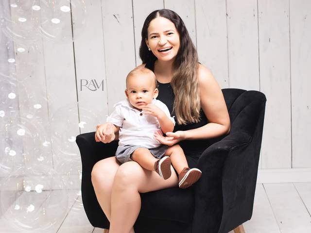 DIA DAS MÃES  de ANAMÉLIA DANTAS