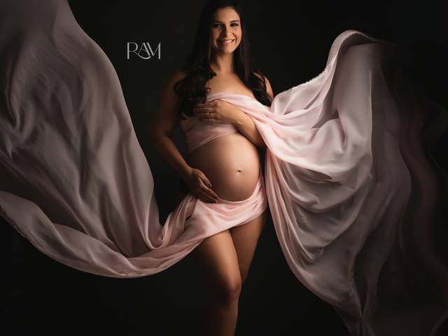 GESTANTE por Raquel Amorim de NATHALIA LINS ESPERA HELENA