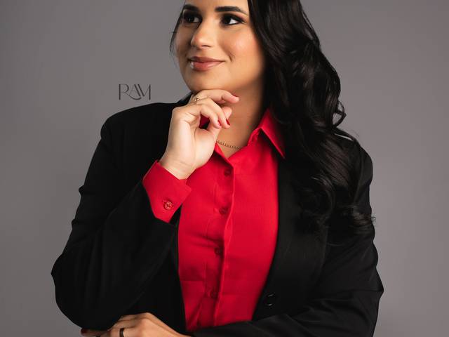 PERFIL PROFISSIONAL de IZABELA ALVES