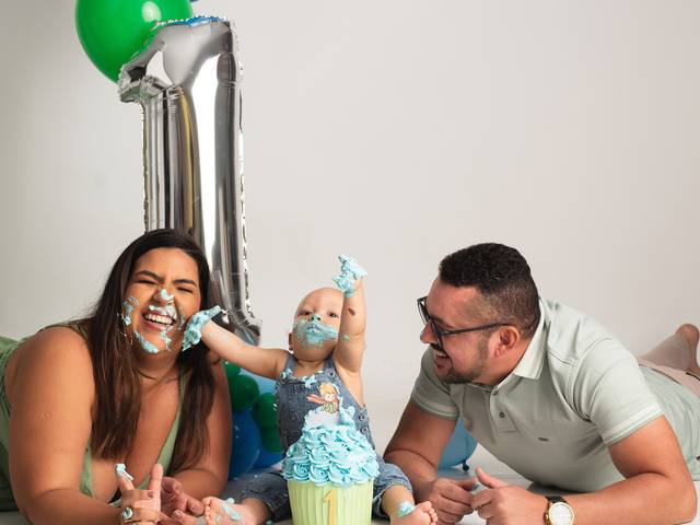 SMASH THE CAKE de THEODORO