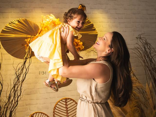 DIA DAS MÃES  de VÍVIAN LEILAH - DIA DAS MÃES 2025