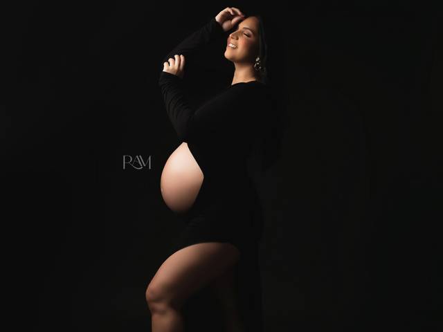 GESTANTE por Raquel Amorim de ISABELLA ARAUJO ESPERA CLARICE