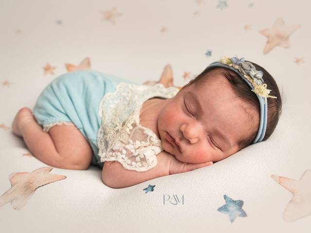 NEWBORN de KELLY LIMA - ANALUA 