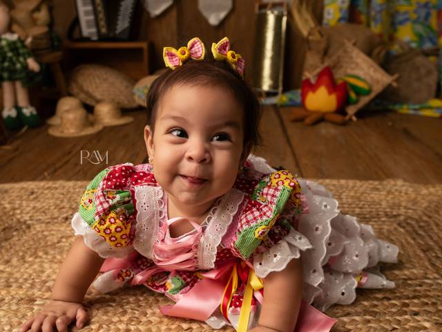 KIDS - 1 a 12 meses de DANIELLLE BRITO - MARIA JULIA