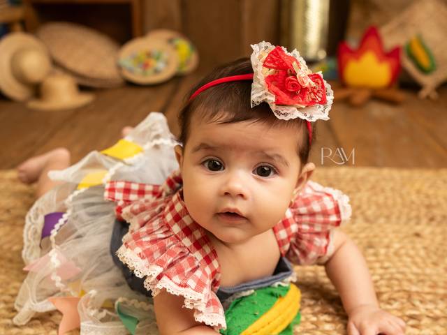 KIDS - 1 a 12 meses de  NAYRA OLIVEIRA - MARIA LUÍSA 