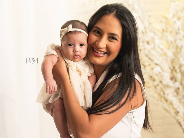 DIA DAS MÃES  de CAROLINE REVOREDO 