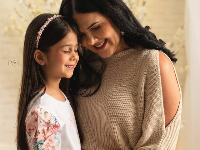 DIA DAS MÃES  de HAGAR ANDRADE 