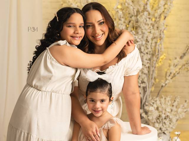 DIA DAS MÃES  de THAÍS LORAINE 