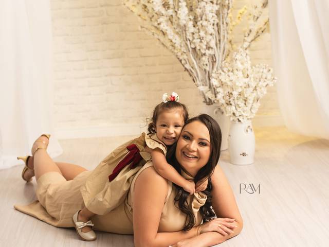 DIA DAS MÃES  de RAFAELA OLIVEIRA