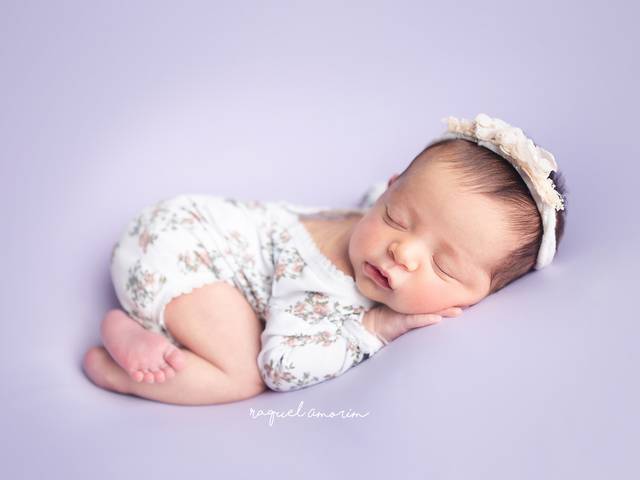 NEWBORN de Lia