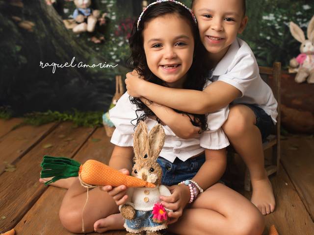 KIDS - 1 a 12 meses de REBECA E BERNARDO 