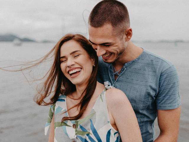 Casal de Adriel e Ana