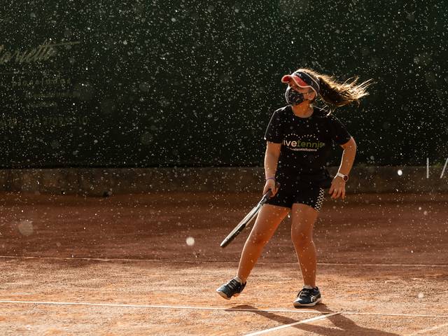 Esporte de Pirikito Tennis Festival (Bola Laranja)