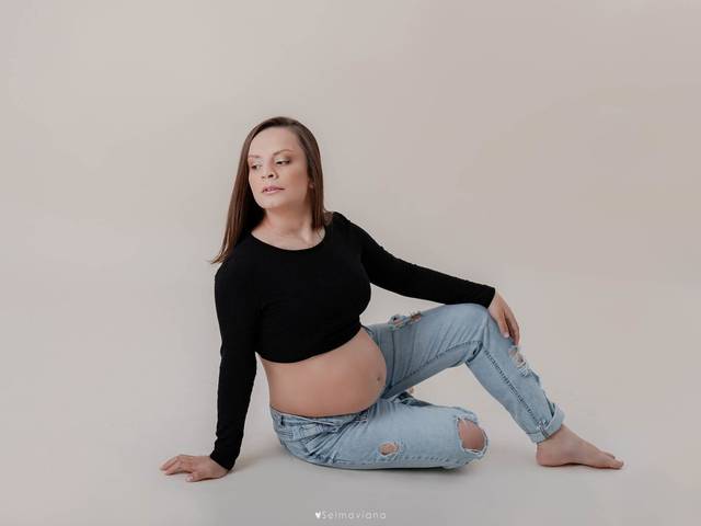 Gestante de Samara à espera de Noah