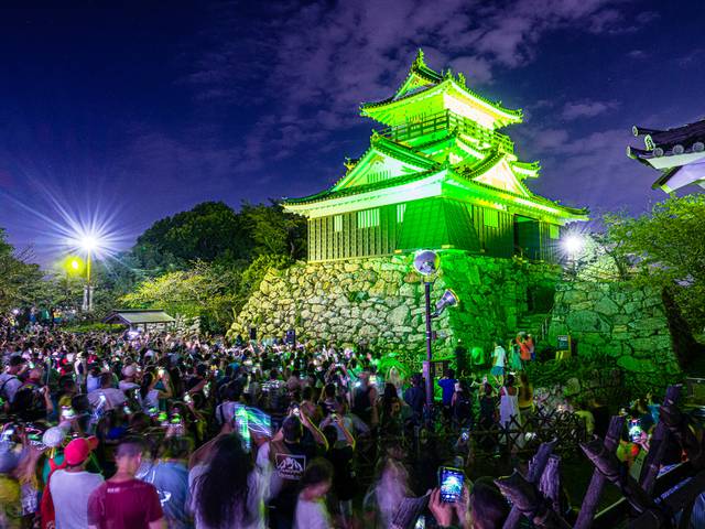 FOTOJORNALISMO de Cores do Brasil no Castelo de Hamamatsu