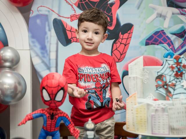Aniversário de criança de 3 anos Pedro