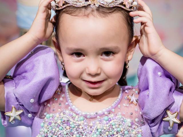 Aniversário de criança de 4 anos Helena