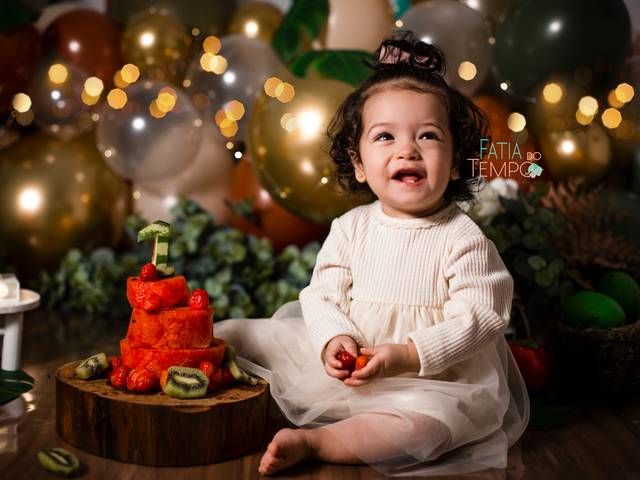 Ensaio de crianças de Smash the fruit Duda