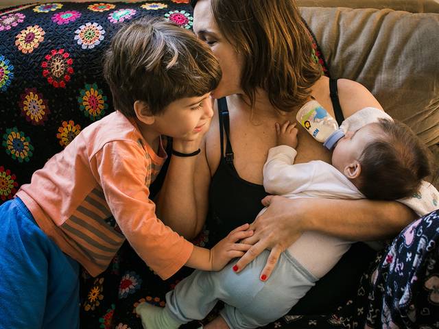 Família - Um Dia na Vida de Roque e Caíque / 4 Anos e 4 Meses