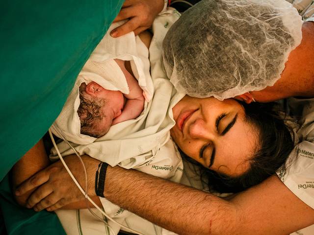 Parto de O Nascimento de Laura