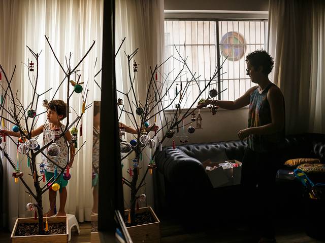 Família - Um Dia na Vida de Alexandre e a Árvore de Natal