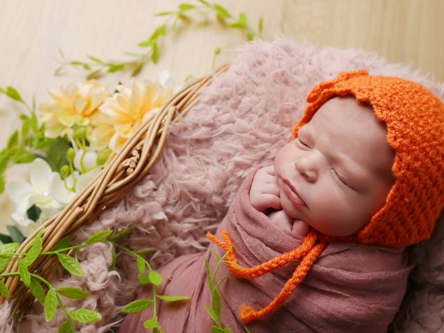 NEW BORN/RECÉM-NASCIDO de New Born