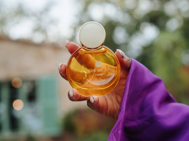 Corporativo de AVON | FRANÇA