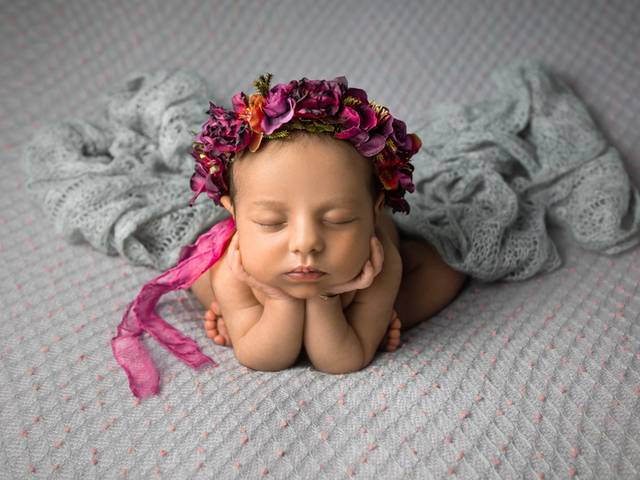 Newborn de NEWBORN  -  MAYA