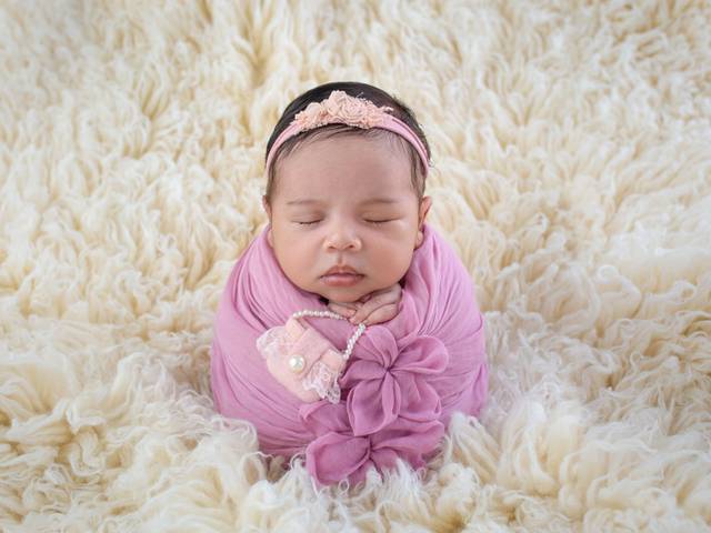 Newborn de LAVíNIA - 13 dias