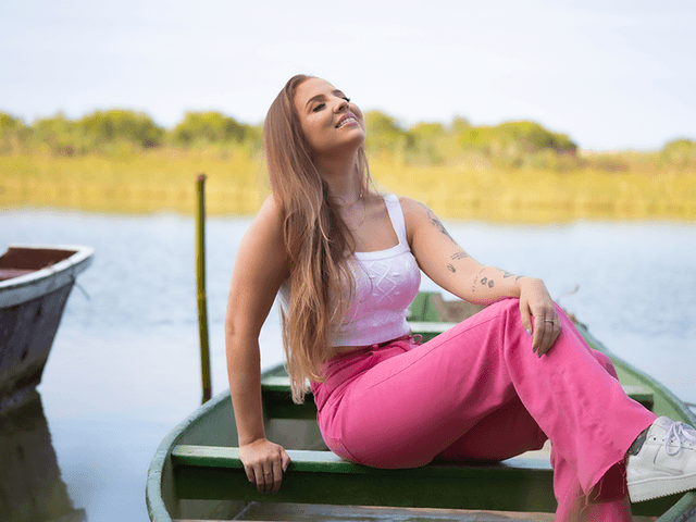 Ensaio Feminino. de Renata Candido