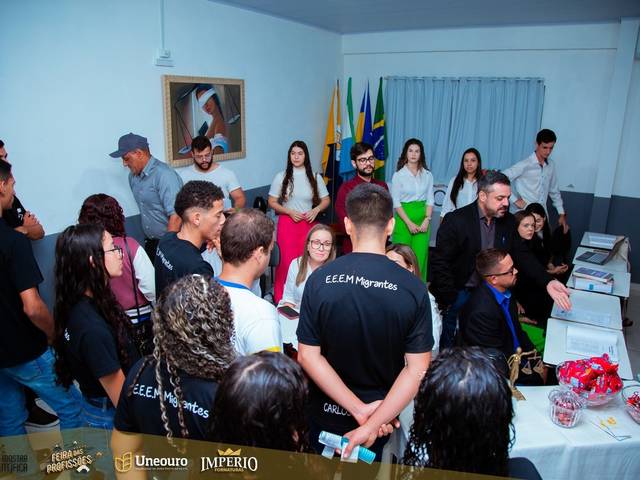 Feiras de Mostra Cientifica e Feira das Profissões - Faculdade Uneouro