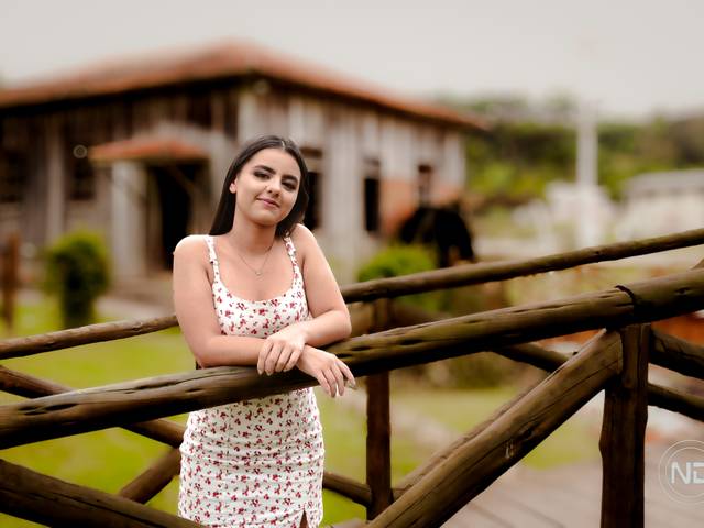 15 Anos  de  Kamila  Dos Santos Pereira