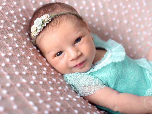 Newborn de Os primeiros detalhes da Ananda