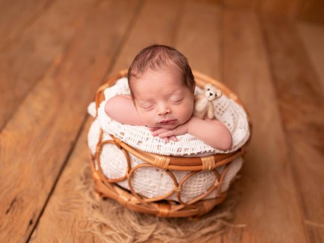 NEWBORN de Isaac Newborn