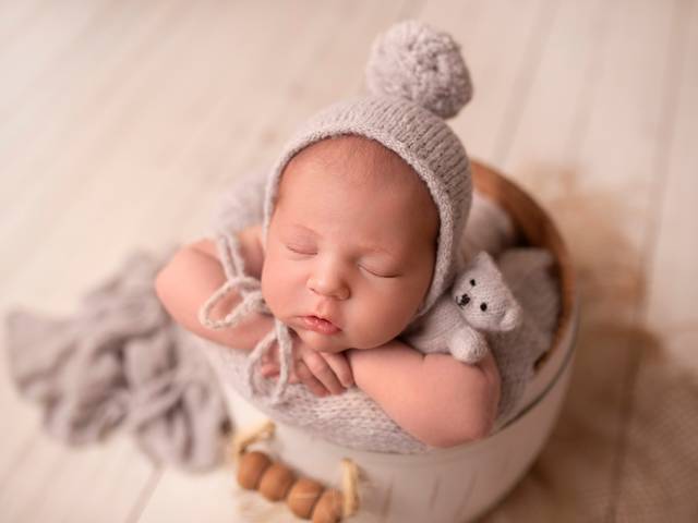 NEWBORN de Heitor Newborn