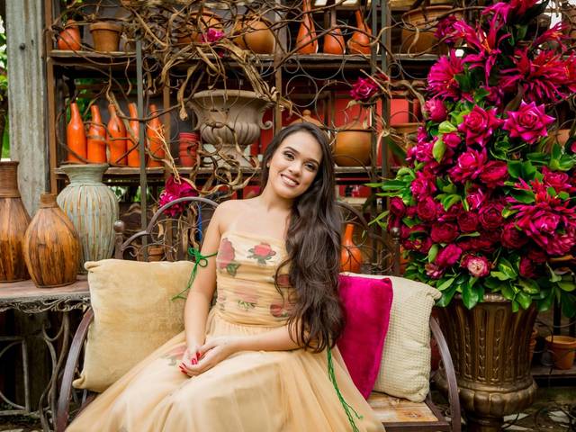 ENSAIOS de BEATRIZ PRADO